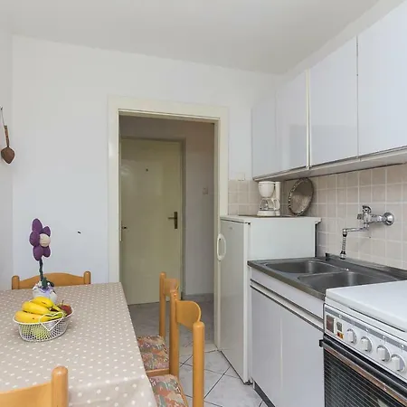 U Centru Makarske Apartamento